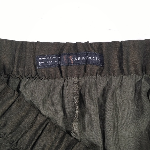 ZARA Olive Green Shorts Size Small - Picture 3 of 4